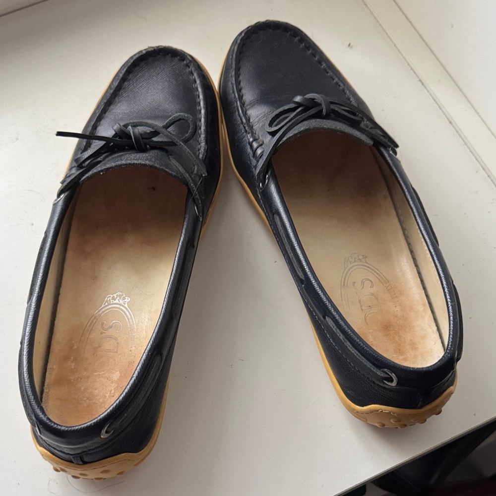 Tod's Navy Leather Boat Shoes
